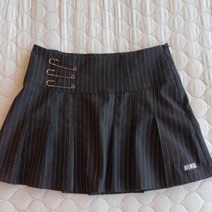 Vintage Minga London black and white pinstripe mini skirt